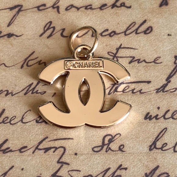 Chanel Zipper Pull Pendant, White Quilted, Gold, 22mm, Stamped - Picture 2 of 11